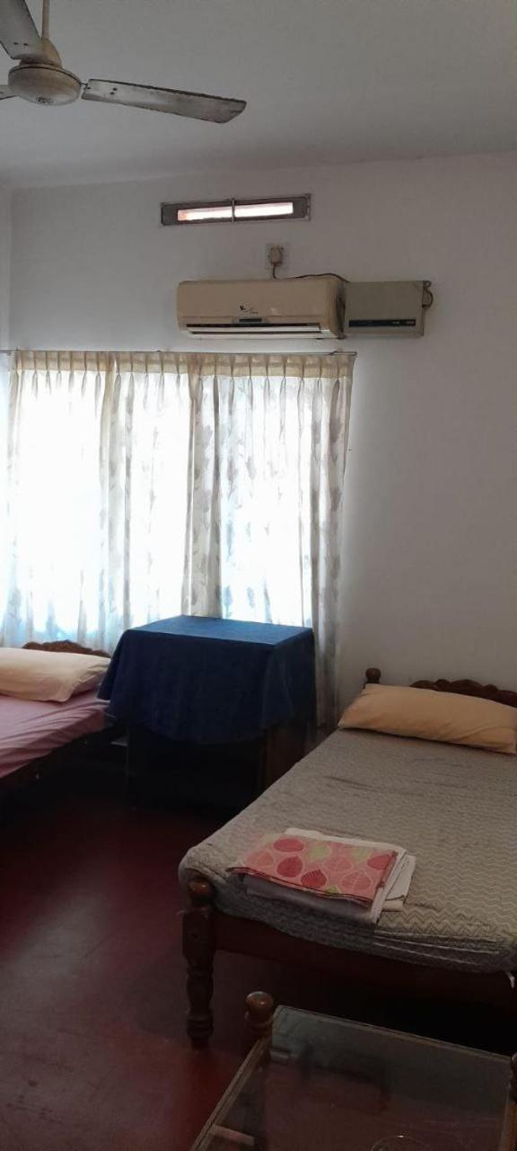 Sapphire Villa Kochi Buitenkant foto